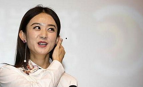 最新动态：某知名艺人疑似涉事引发关注，粉丝反应平淡